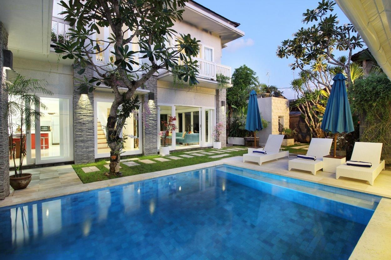 Villa rent. La Villa Бали. Самые крутые виллы Бали. Voltereta Bali Villa Seminyak. Rent a Villa.